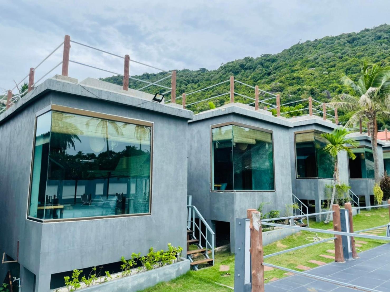 The Sea Resort Haad Rin Quarto foto